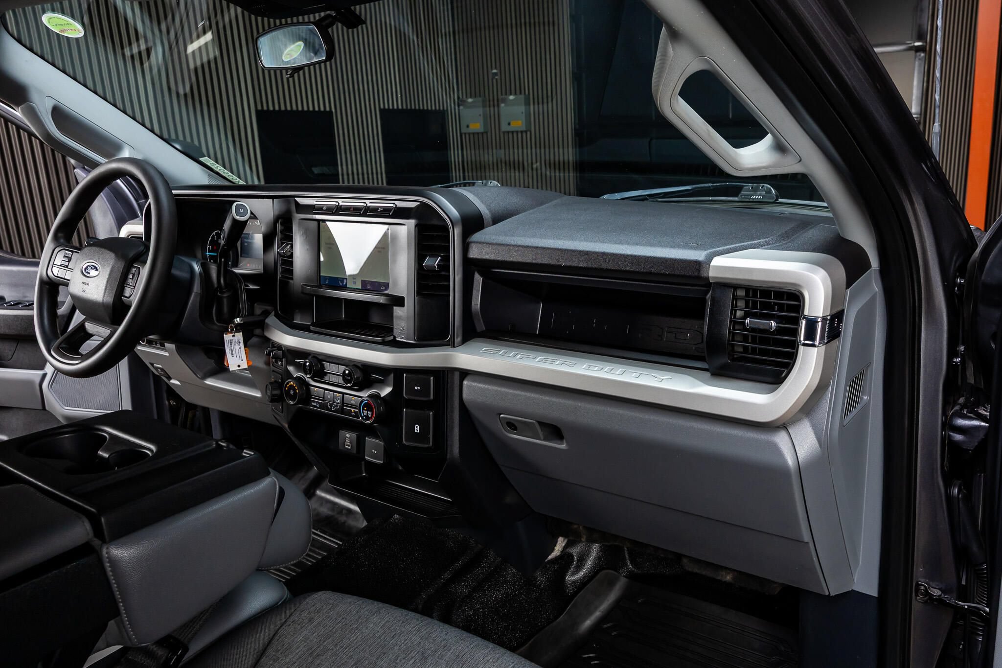 Used 2023 Ford F350 XL AWD/4WD image 15