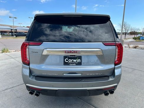 Used 2023 GMC Yukon Denali w/ Denali Reserve Package AWD/4WD image 7