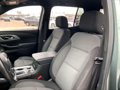 Used 2022 Chevrolet Traverse LT w/ LPO, Cargo Package image 8