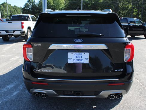 Used 2021 Ford Explorer Platinum w/ Equipment Group 601A AWD/4WD image 7