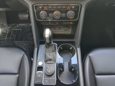 Used 2022 Volkswagen Atlas SEL AWD/4WD image 23