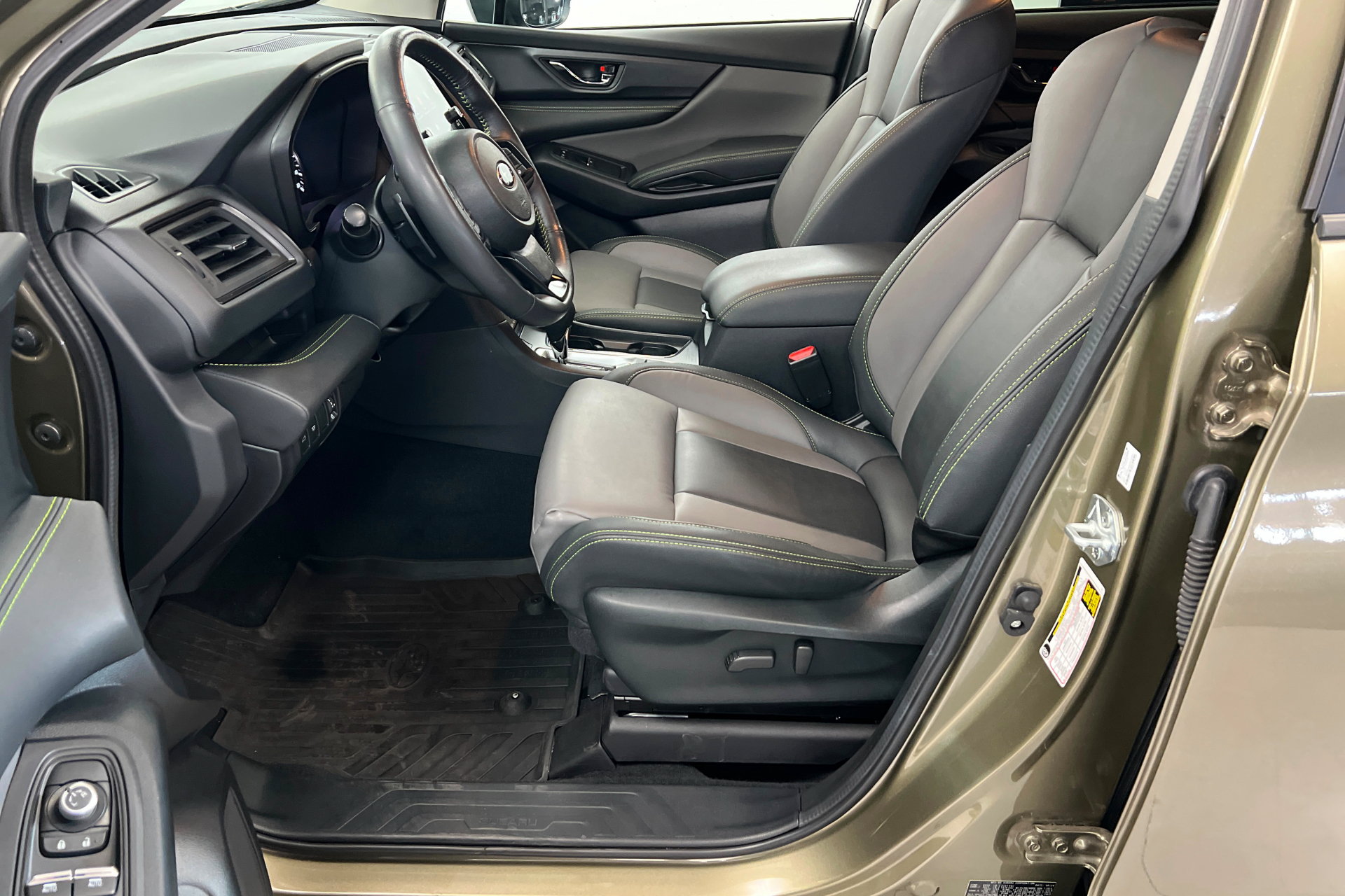 Used 2024 Subaru Ascent Onyx Edition AWD/4WD image 19