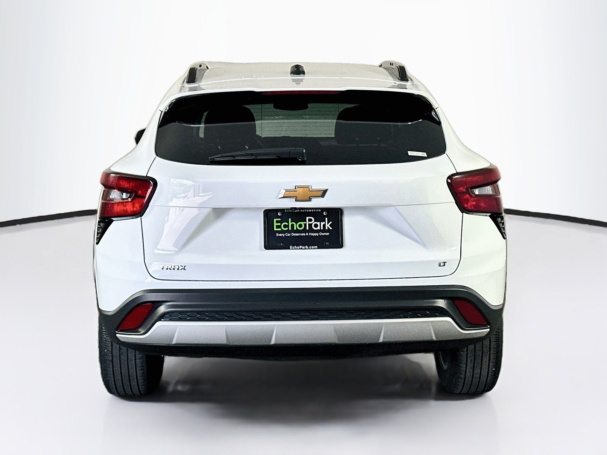 Used 2025 Chevrolet Trax LT w/ LT Convenience Package FWD image 7