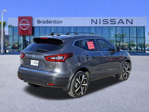 Certified 2022 Nissan Rogue Sport SL image 5