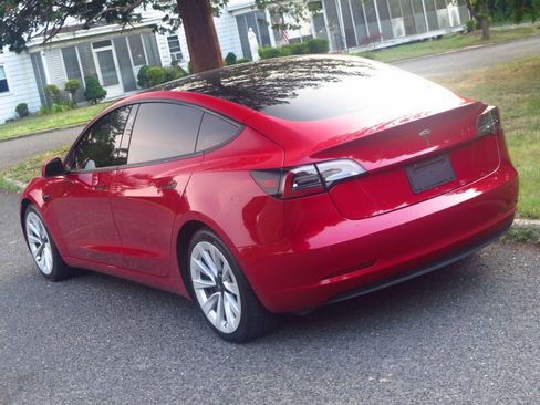 Used 2022 Tesla Model 3 Standard Range RWD image 24