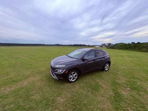 Used 2023 Hyundai Kona SEL w/ Cargo Package AWD/4WD image 32