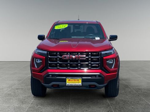 Used 2024 GMC Canyon AT4 w/ AT4 Premium Package AWD/4WD image 8