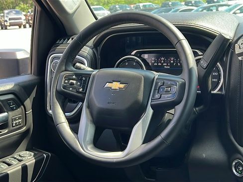 Used 2020 Chevrolet Silverado 2500 LTZ image 15