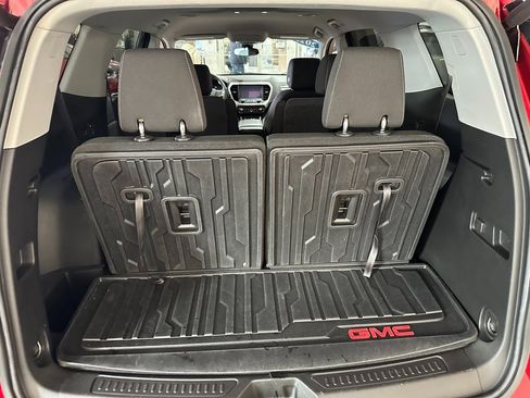 Used 2023 GMC Acadia SLE w/ Driver Convenience Package image 41