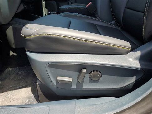 New 2025 Ford Maverick Lobo AWD/4WD image 12