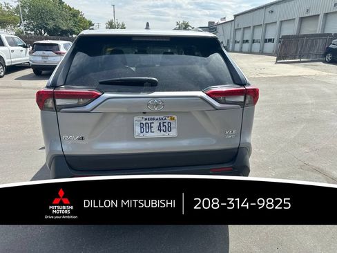 Used 2025 Toyota RAV4 XLE AWD/4WD image 9
