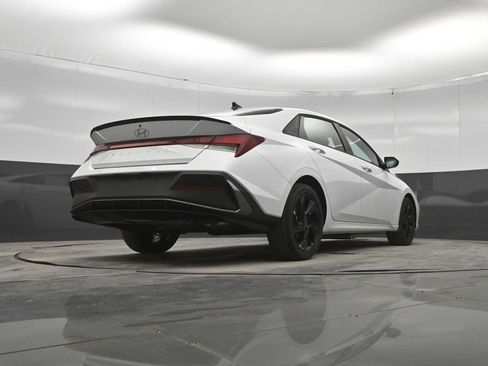 New 2026 Hyundai Elantra Sport FWD image 36