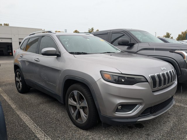 Used 2019 Jeep Cherokee Limited FWD image 1