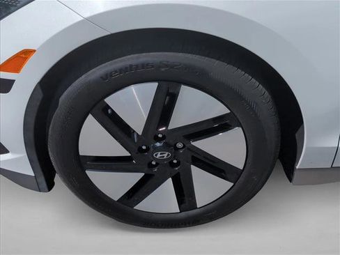 Used 2024 Hyundai Ioniq 6 SEL RWD image 26