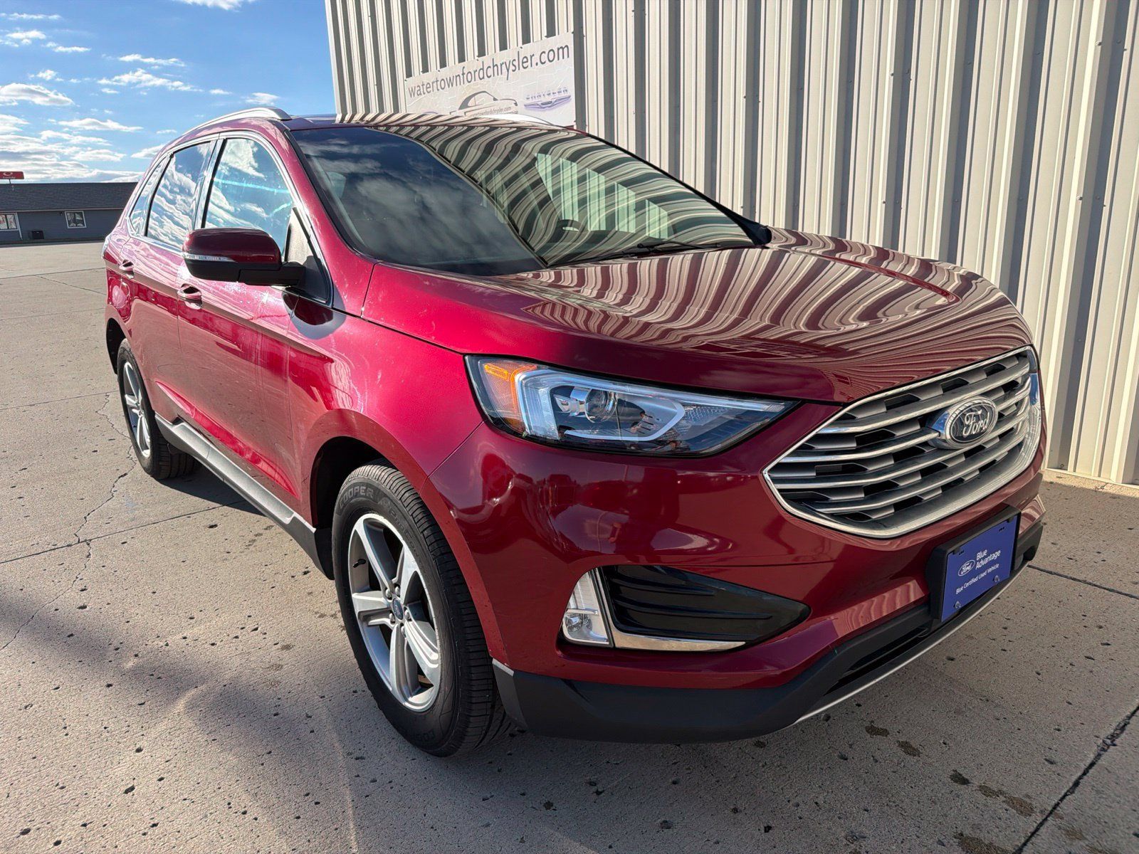 Certified 2019 Ford Edge SEL w/ Equipment Group 201A AWD/4WD image 2