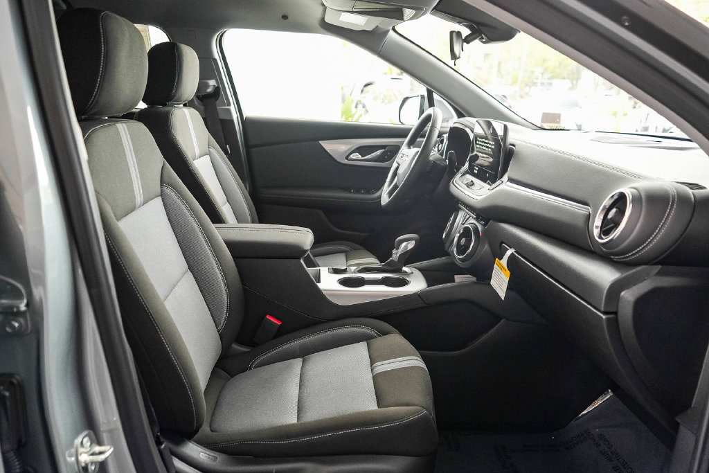 New 2026 Chevrolet Blazer LT AWD/4WD image 13