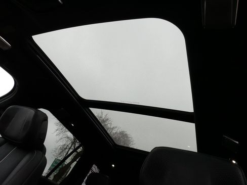 Certified 2026 Cadillac Vistiq Sport w/ LPO, Floor Liner Package image 31