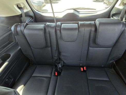 Certified 2025 Subaru Ascent Touring AWD/4WD image 17
