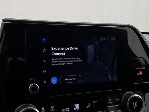 Used 2024 Toyota Highlander XSE image 22