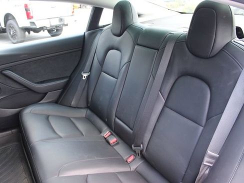 Used 2023 Tesla Model 3 Standard Range RWD image 7