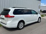Used 2011 Toyota Sienna Limited image 5