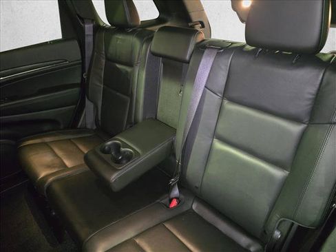 Used 2022 Jeep Grand Cherokee Limited AWD/4WD image 14