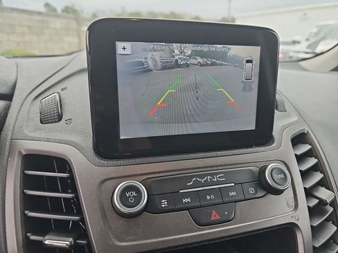 Used 2020 Ford Transit Connect XL image 19
