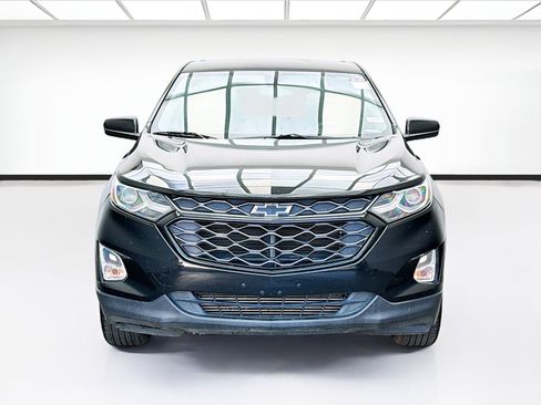 Used 2018 Chevrolet Equinox LT FWD image 2