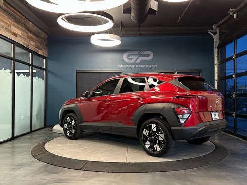 Used 2024 Hyundai Kona SEL image 5