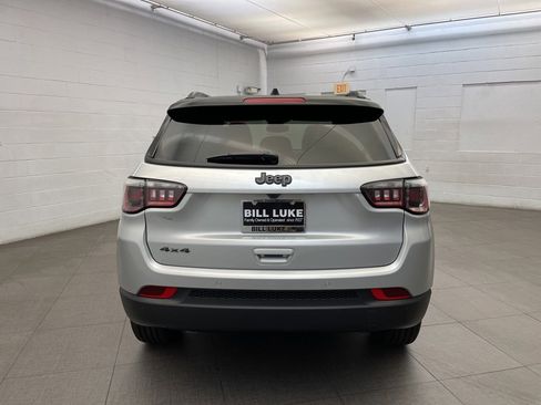 New 2026 Jeep Compass Limited w/ Sun, Sound & Navigation Group image 4