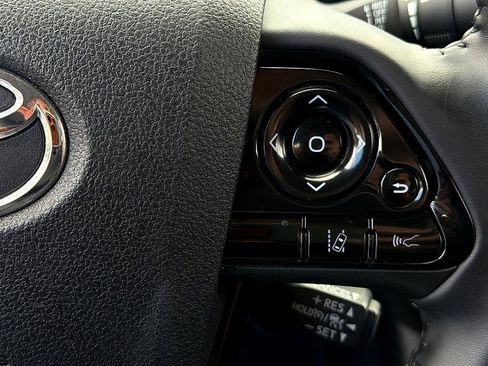 Used 2020 Toyota Prius Prime XLE image 17