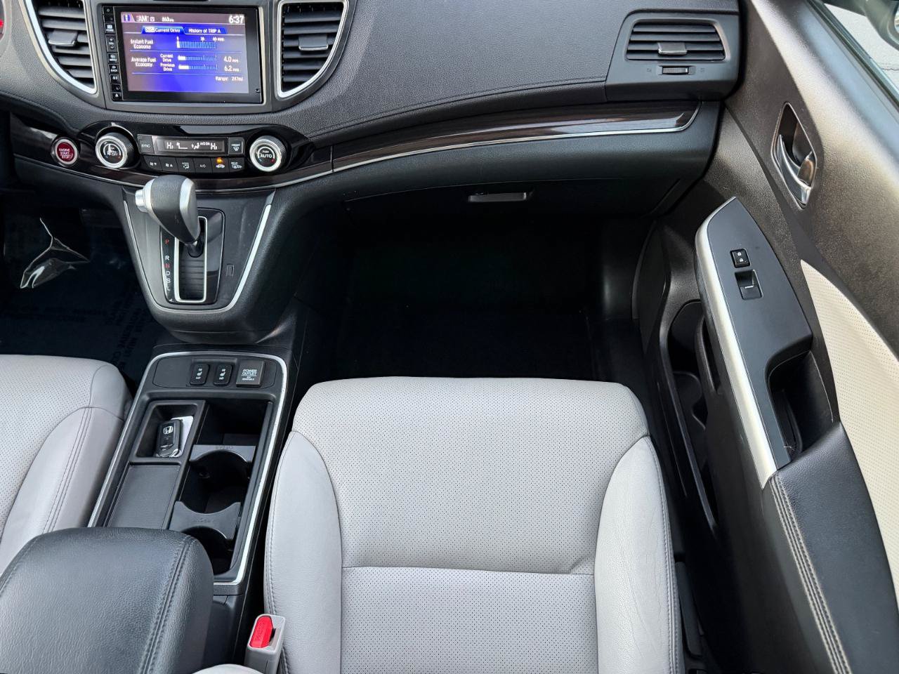 Used 2016 Honda CR-V Touring image 17