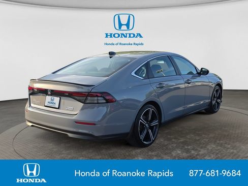 Certified 2025 Honda Accord Sport image 5