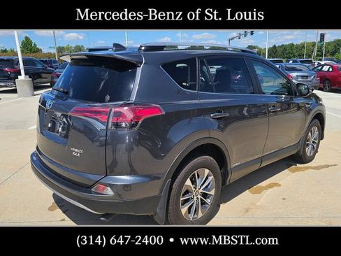 Used 2017 Toyota RAV4 XLE w/ All Weather Liner Package AWD/4WD image 3