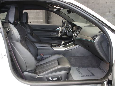 Used 2023 BMW M4 Competition image 50