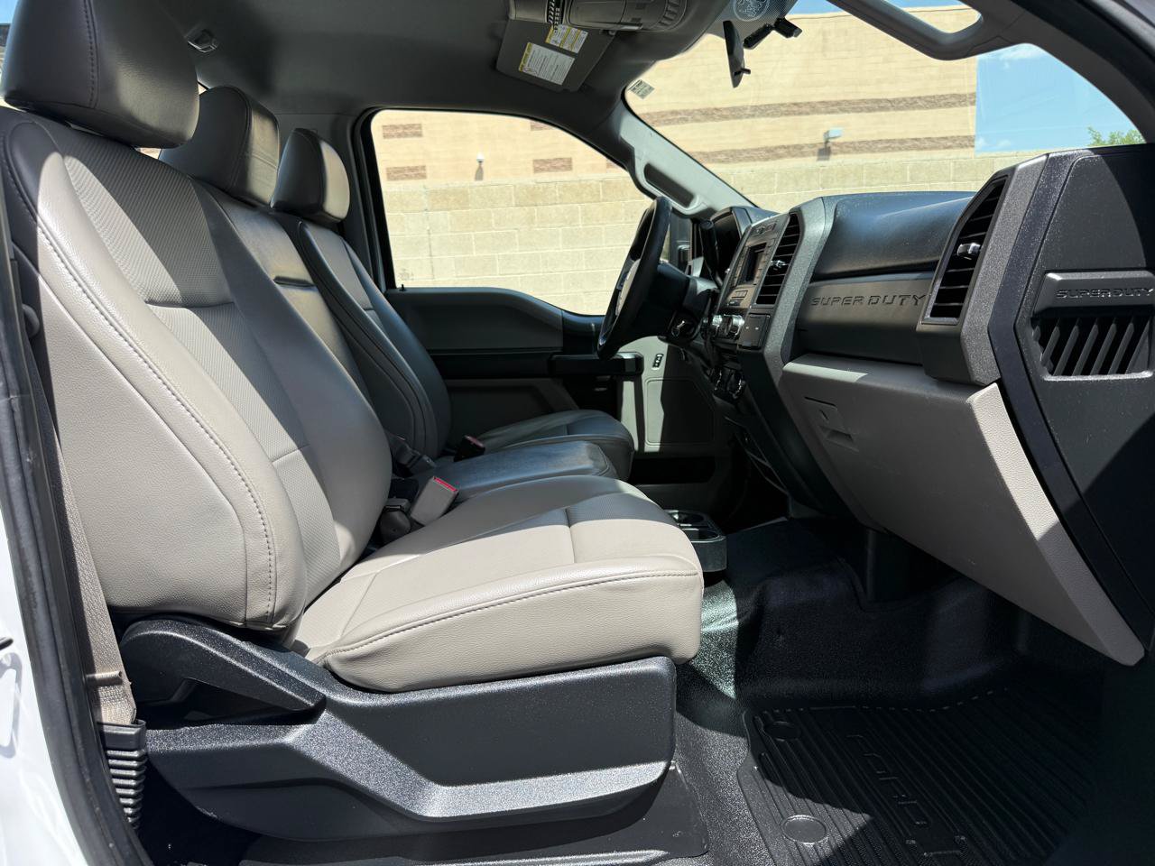 Used 2017 Ford F350 XL w/ Power Equipment Group RWD image 17