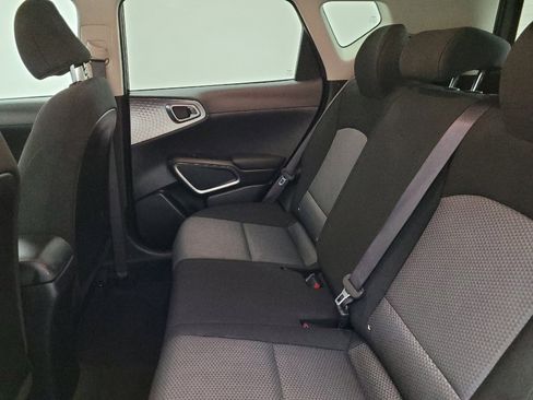 Used 2024 Kia Soul LX w/ Option Group 015 image 18