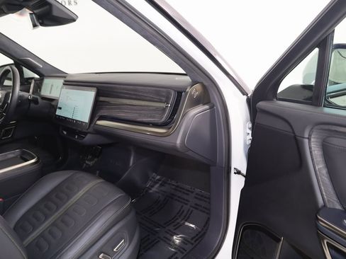 Used 2022 Rivian R1S Launch Edition image 51