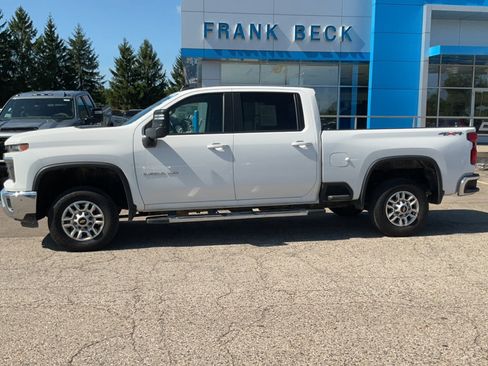 Used 2024 Chevrolet Silverado 2500 LT AWD/4WD image 4