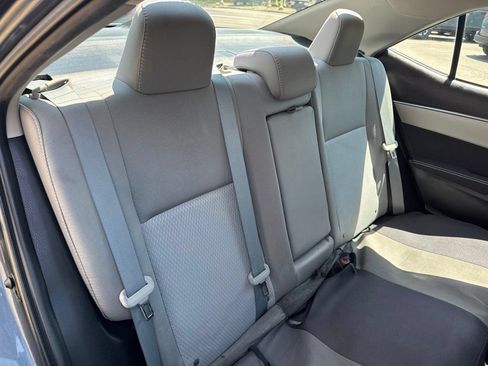 Used 2016 Toyota Corolla LE FWD image 31