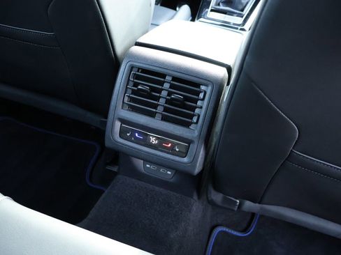 Certified 2024 Volkswagen Golf R image 17