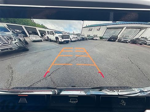 Used 2024 GMC Sierra 1500 SLT image 29