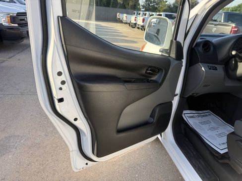 Used 2021 Nissan NV200 SV w/ Back Door Glass Package FWD image 8