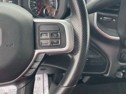 Used 2022 RAM 2500 Big Horn w/ Cold Weather Group image 14