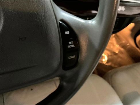 Used 2003 Mercury Grand Marquis GS image 21