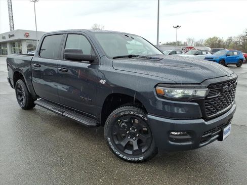 New 2026 RAM 1500 Express image 2