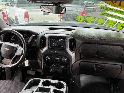 Used 2019 Chevrolet Silverado 1500 Custom w/ Custom Convenience Package image 13