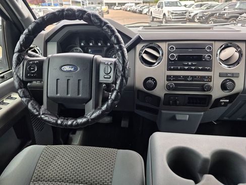 Used 2013 Ford F250 XLT AWD/4WD image 11