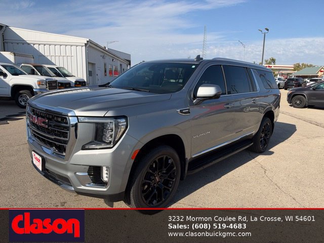 Used 2024 GMC Yukon XL SLT w/ SLT Premium Package AWD/4WD image 1
