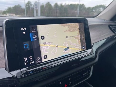 Certified 2025 Volkswagen Atlas SEL image 23